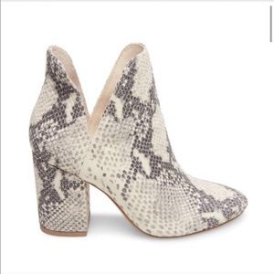Steve Madden Rookie Natural Snake boots